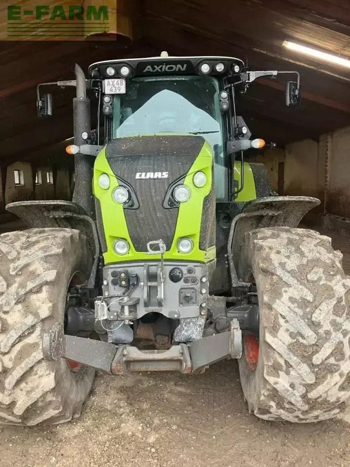 Tracteur agricole CLAAS axion 870 cmatic