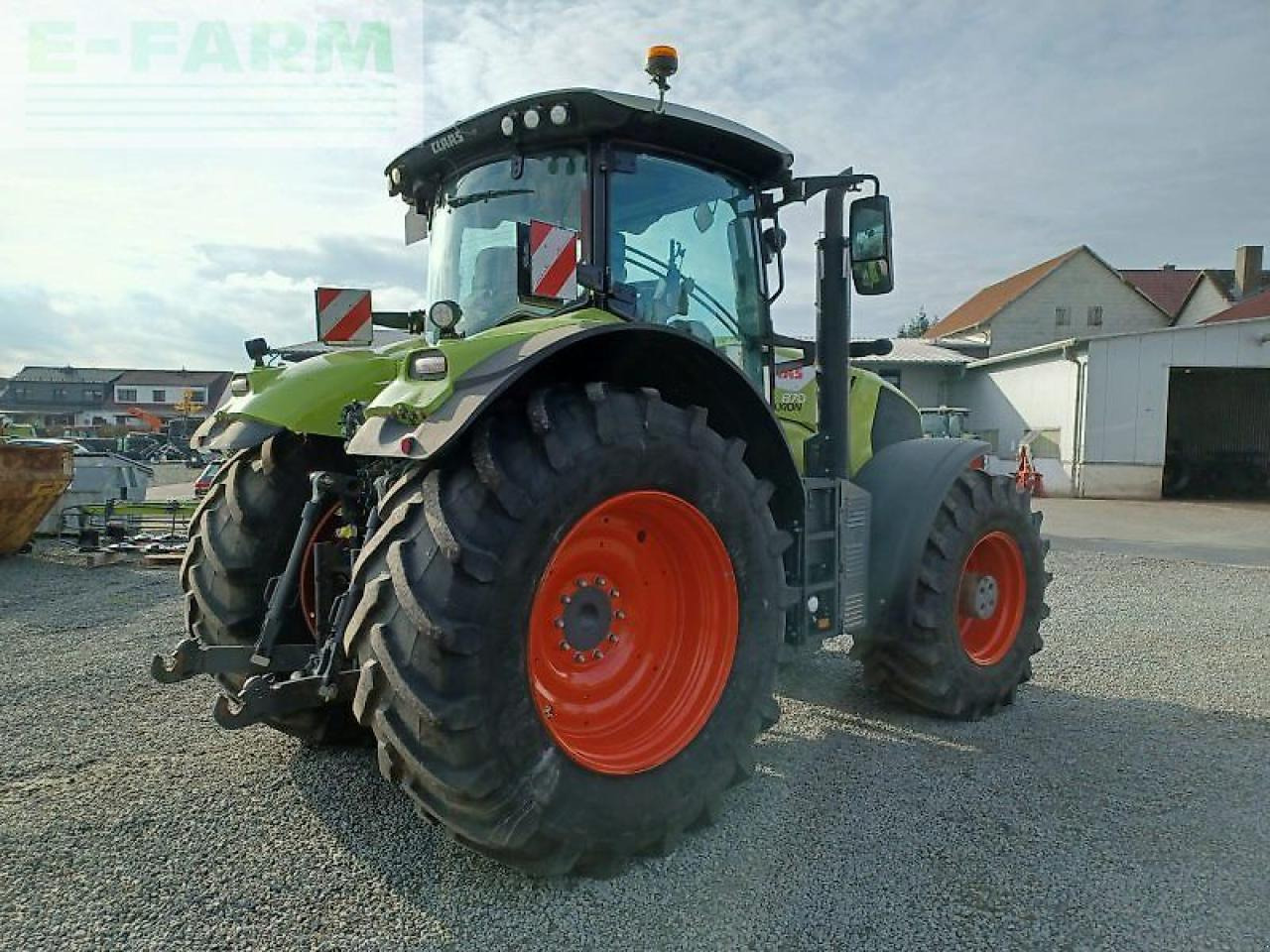 Tracteur agricole CLAAS axion 870 cmatic