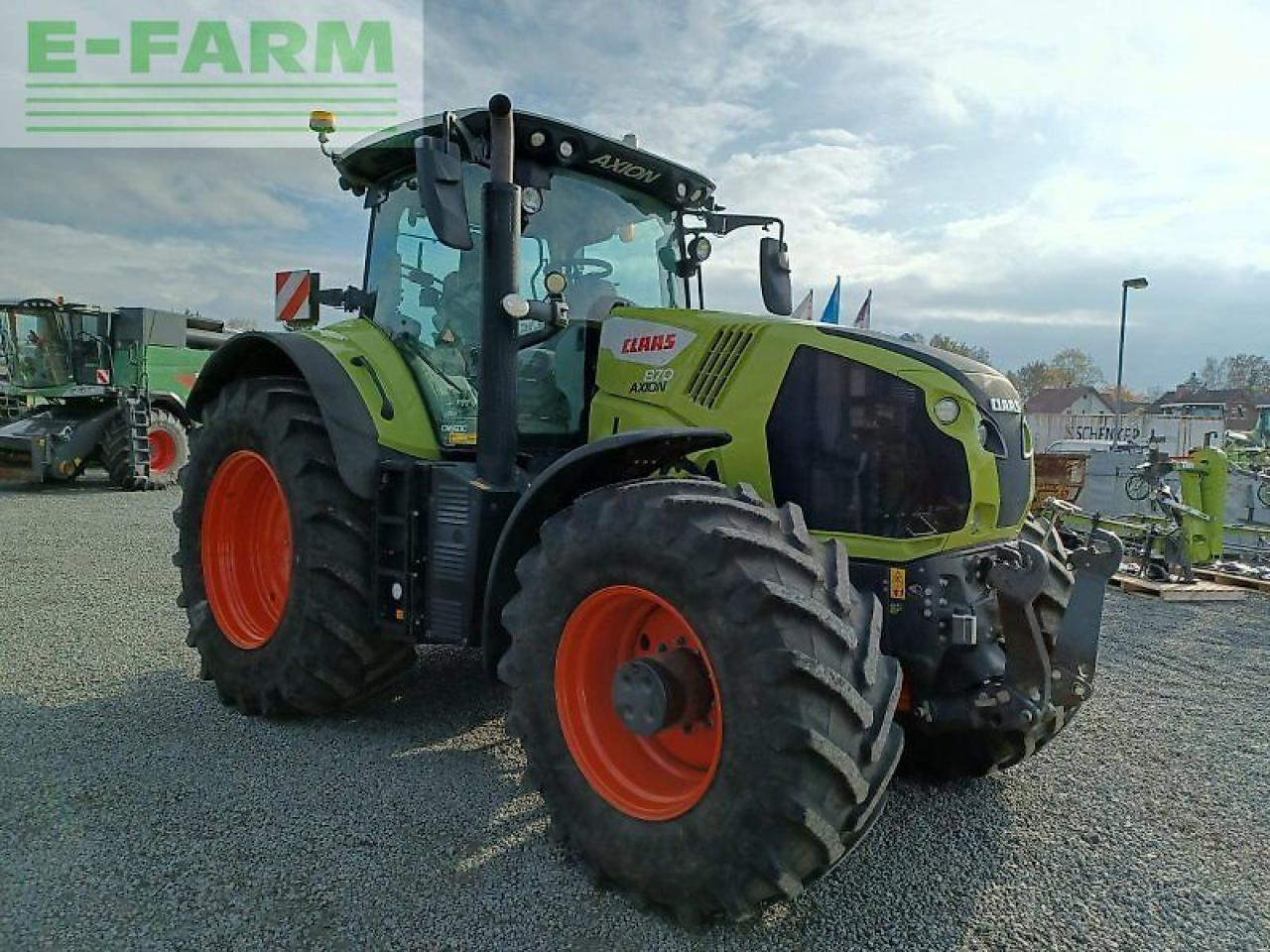 Tracteur agricole CLAAS axion 870 cmatic