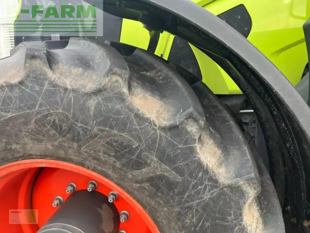 Tracteur agricole CLAAS axion 870 cmatic