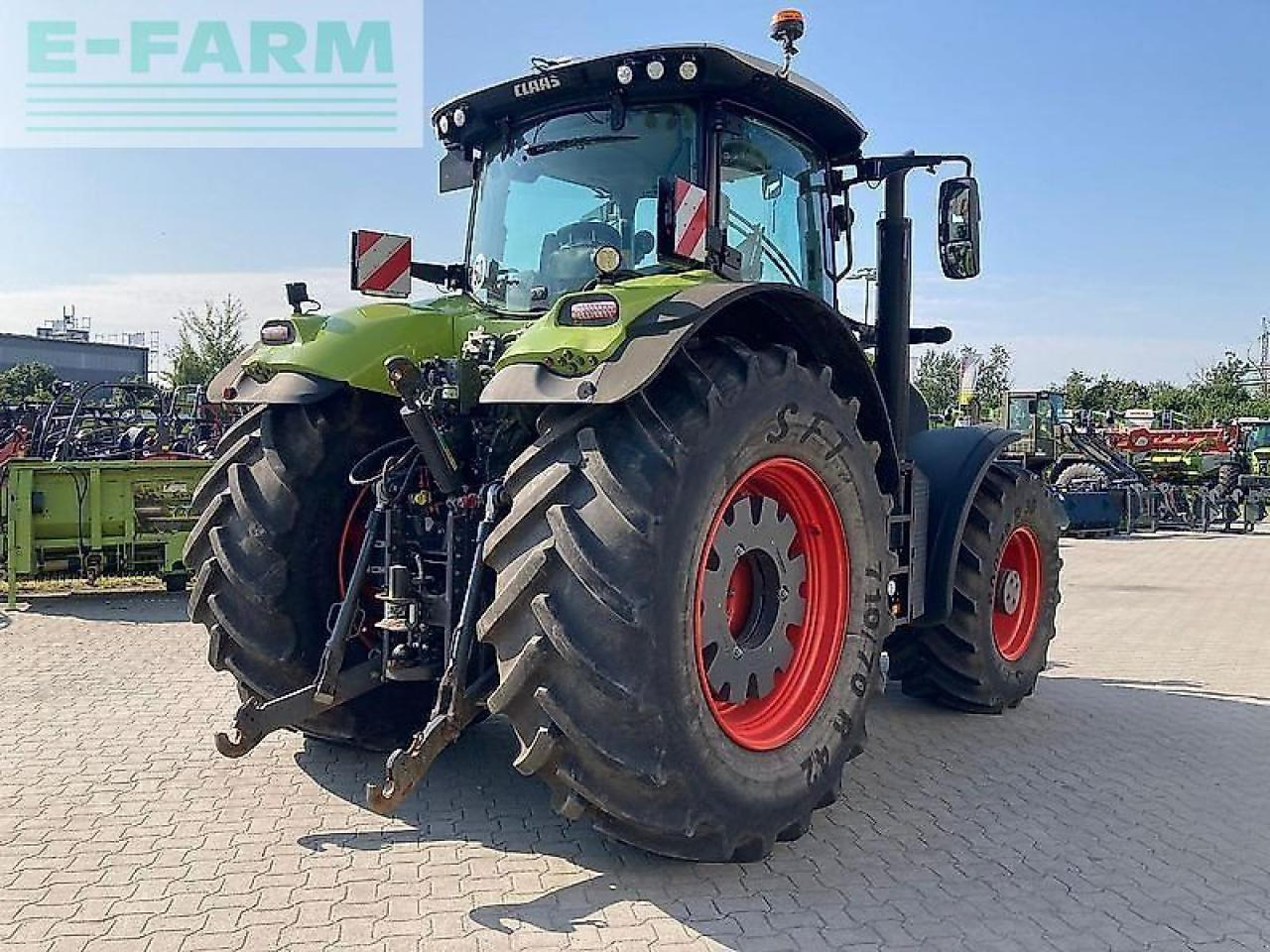 Tracteur agricole CLAAS axion 870 cmatic CMATIC