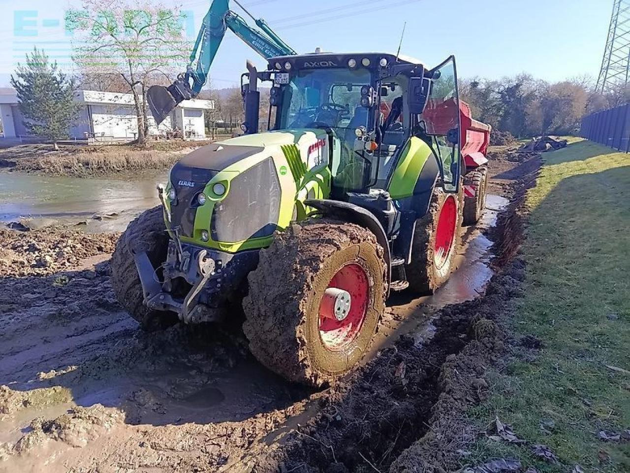 Tracteur agricole CLAAS axion 870 cmatic CMATIC