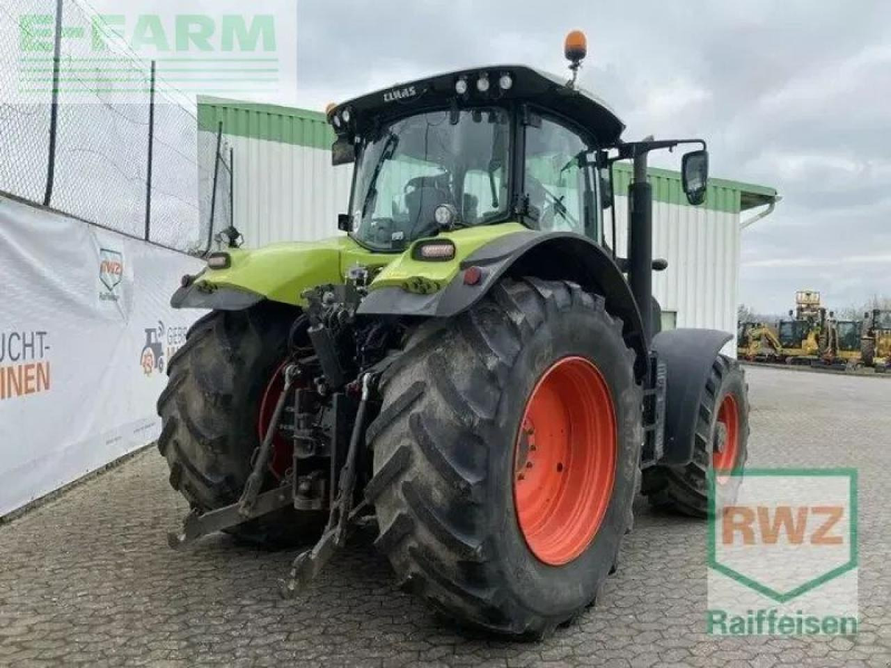 Tracteur agricole CLAAS axion 870 cmatic CMATIC
