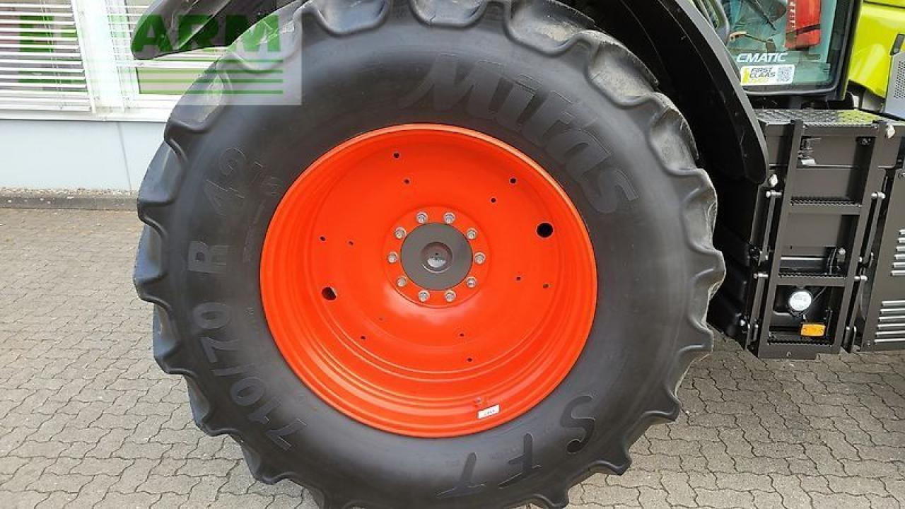 Tracteur agricole CLAAS axion 870 cmatic CMATIC