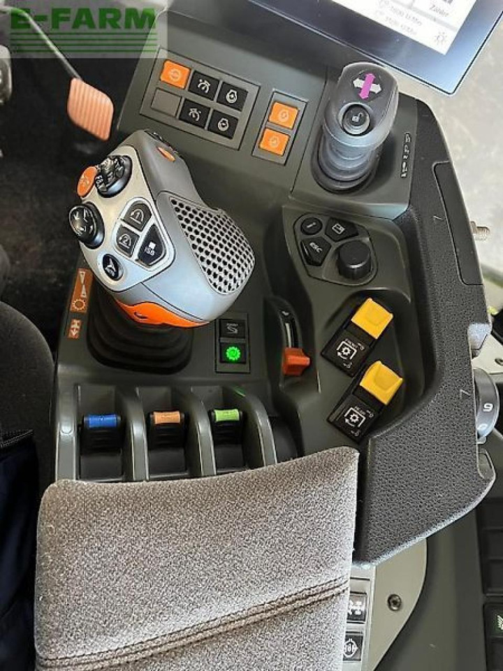 Tracteur agricole CLAAS axion 870 cmatic ceb CMATIC