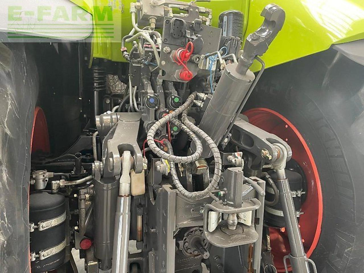 Tracteur agricole CLAAS axion 870 cmatic cebis CMATIC CEBIS