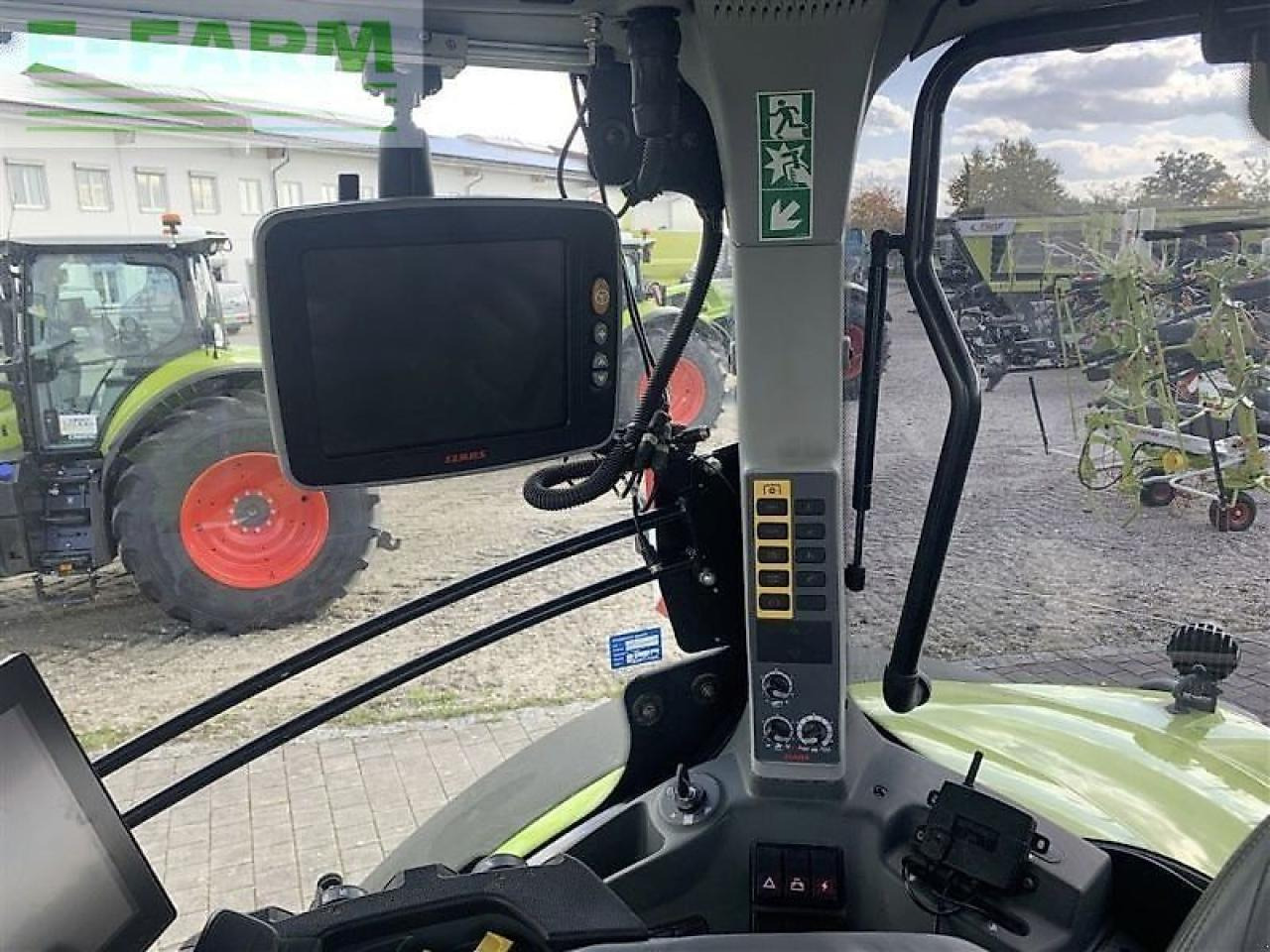 Tracteur agricole CLAAS axion 870 cmatic cebis CMATIC CEBIS