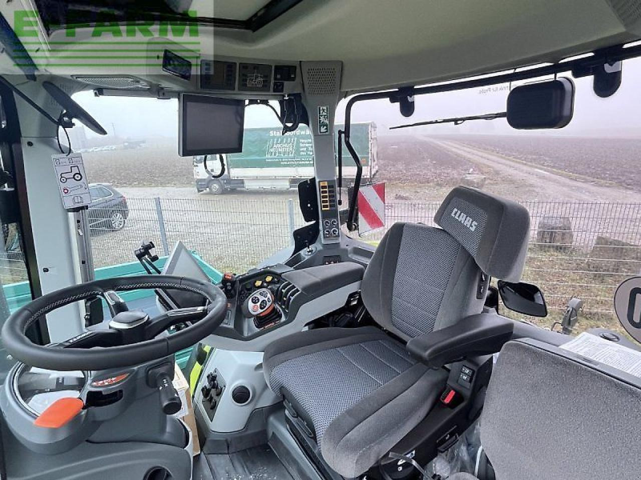 Tracteur agricole CLAAS axion 870 cmatic cebis CMATIC CEBIS