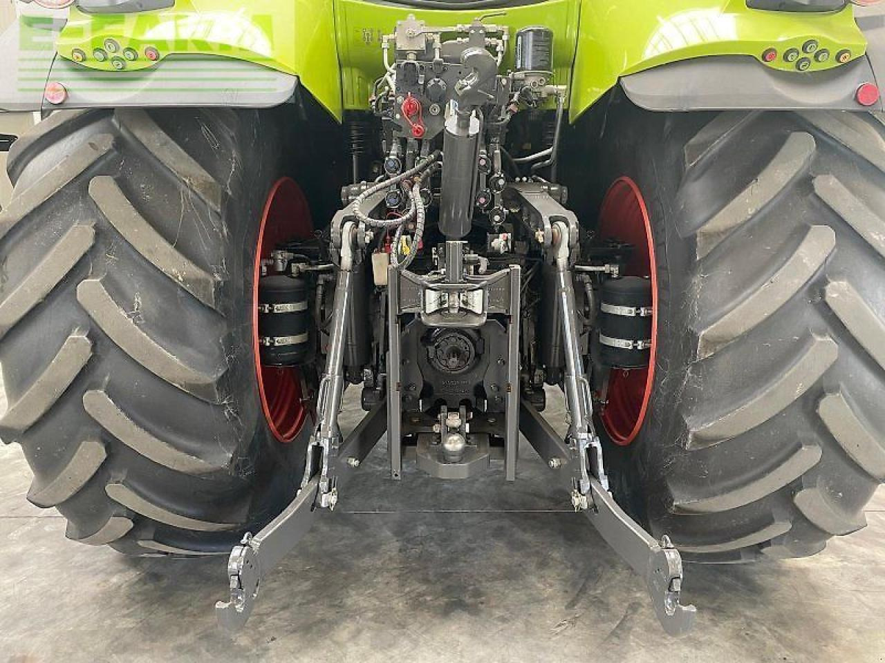 Tracteur agricole CLAAS axion 870 cmatic cebis CMATIC CEBIS