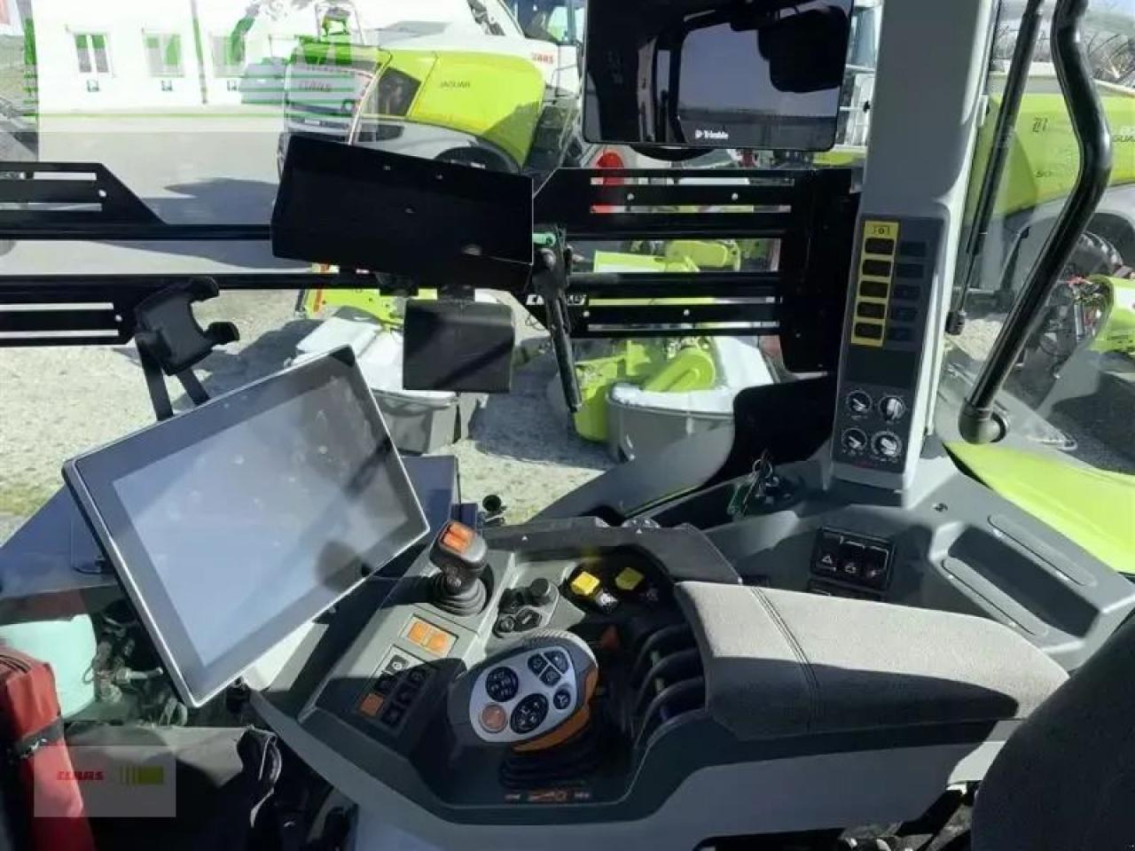 Tracteur agricole CLAAS axion 870 cmatic cebis CMATIC CEBIS