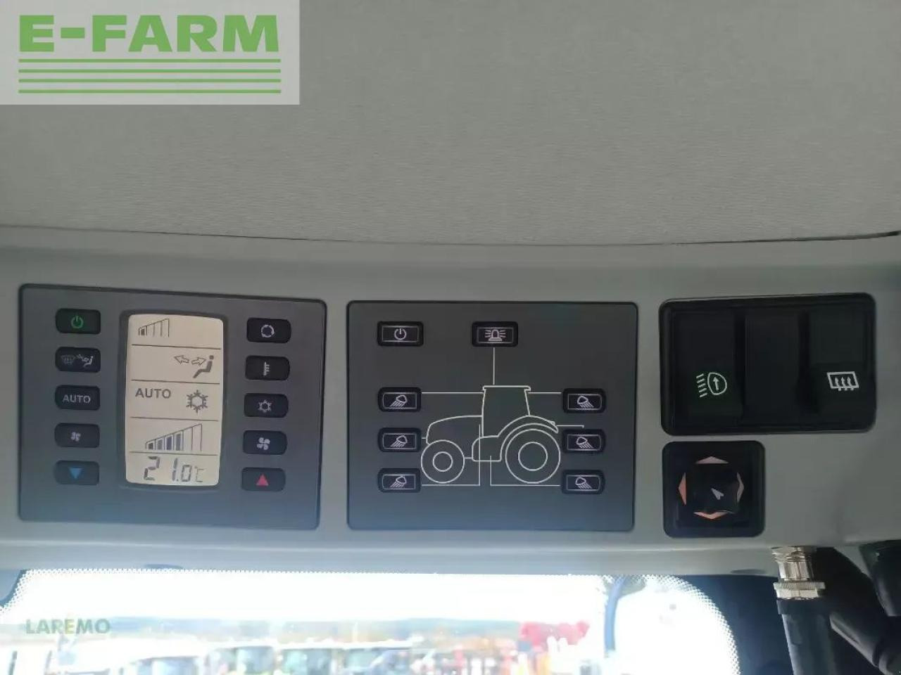 Tracteur agricole CLAAS axion 870 cmatic cebis + mx frontlader t 418 CMATIC CEBIS