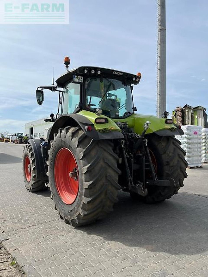 Tracteur agricole CLAAS axion 870 cmatic t4f CMATIC
