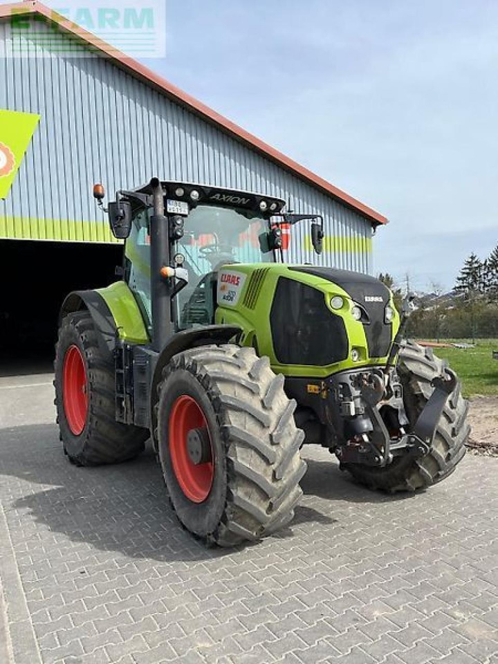 Tracteur agricole CLAAS axion 870 cmatic t4f CMATIC