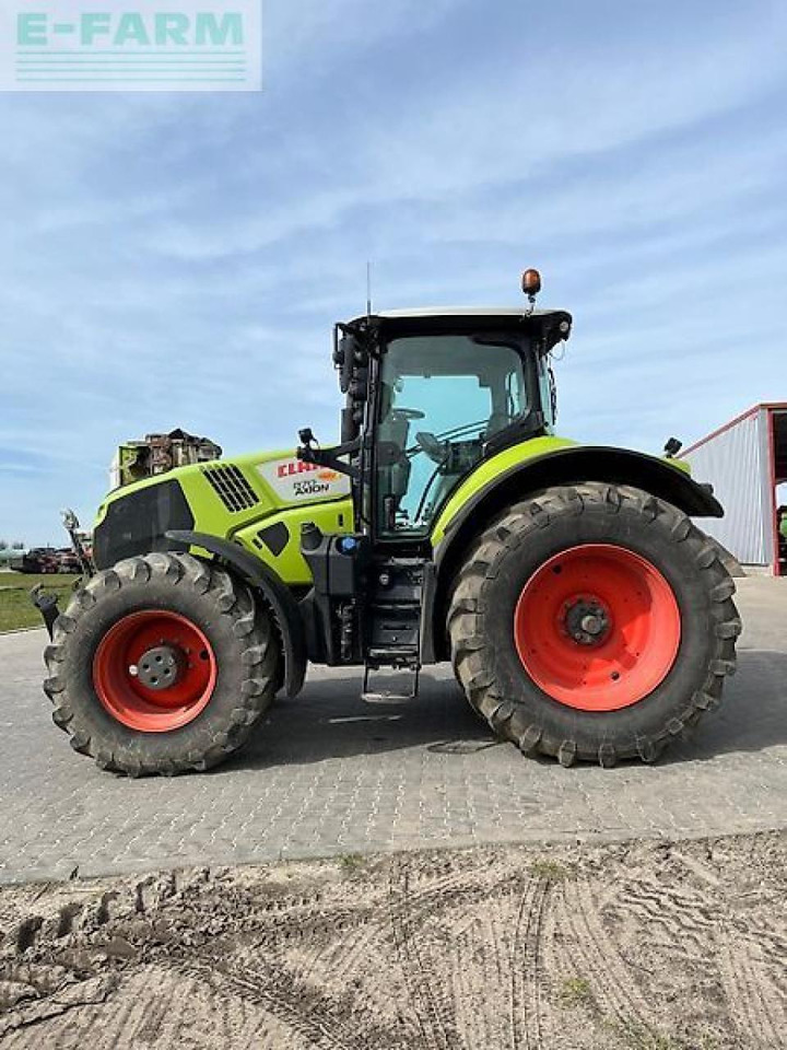 Tracteur agricole CLAAS axion 870 cmatic t4f CMATIC