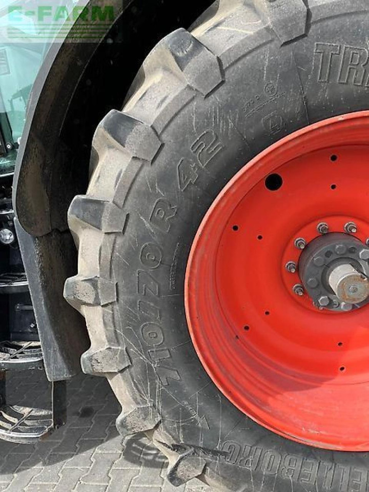 Tracteur agricole CLAAS axion 870 cmatic t4f CMATIC