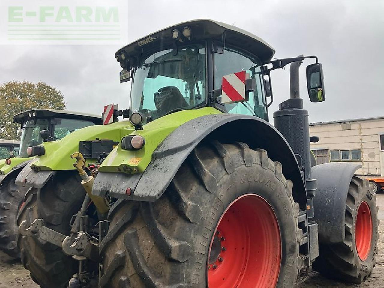 Tracteur agricole CLAAS axion 920