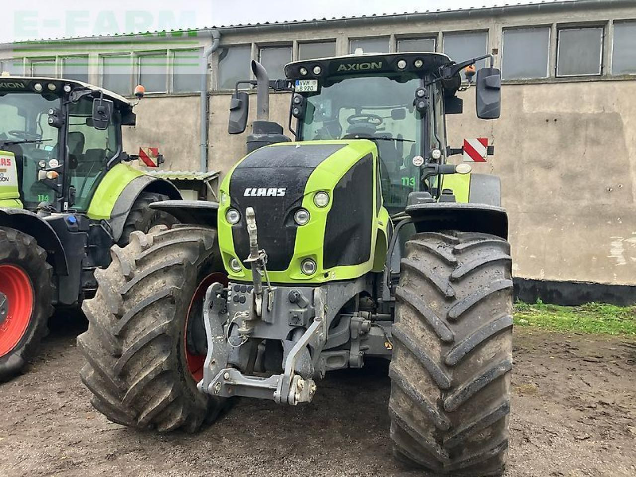 Tracteur agricole CLAAS axion 920