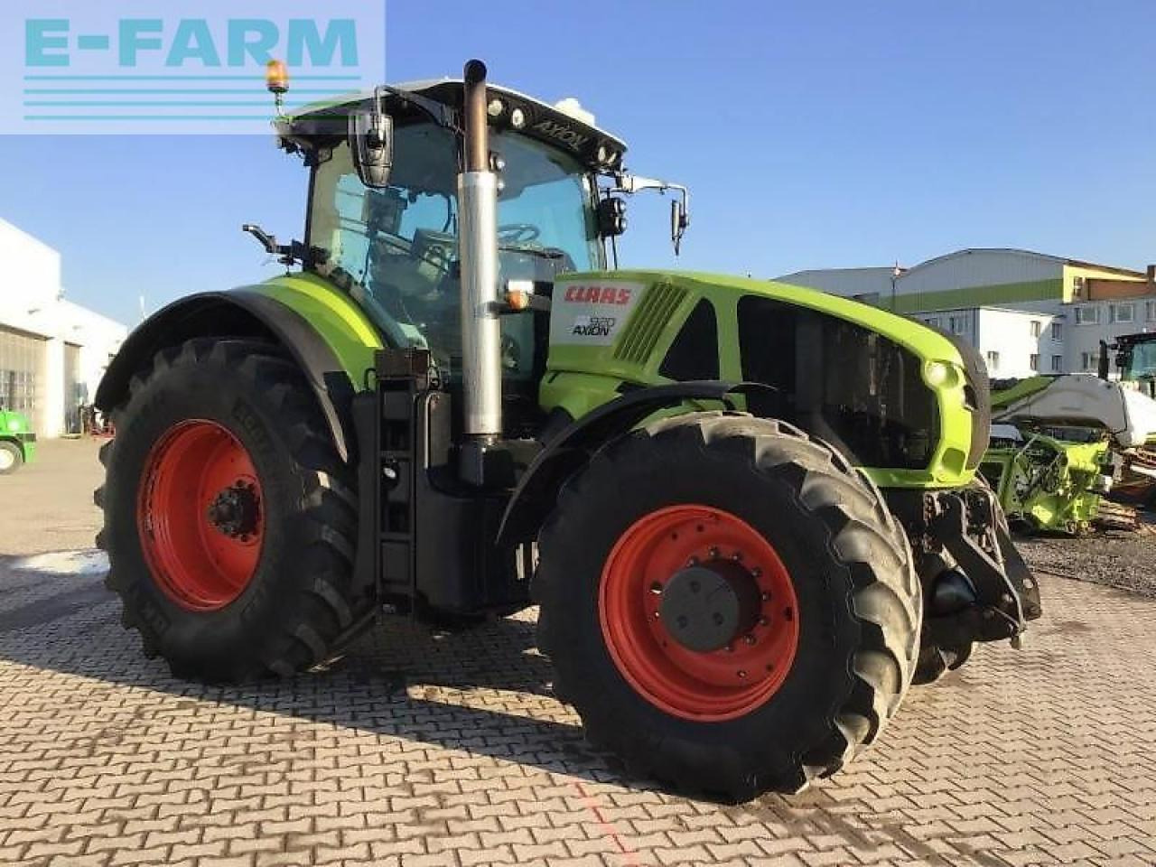 Tracteur agricole CLAAS axion 920