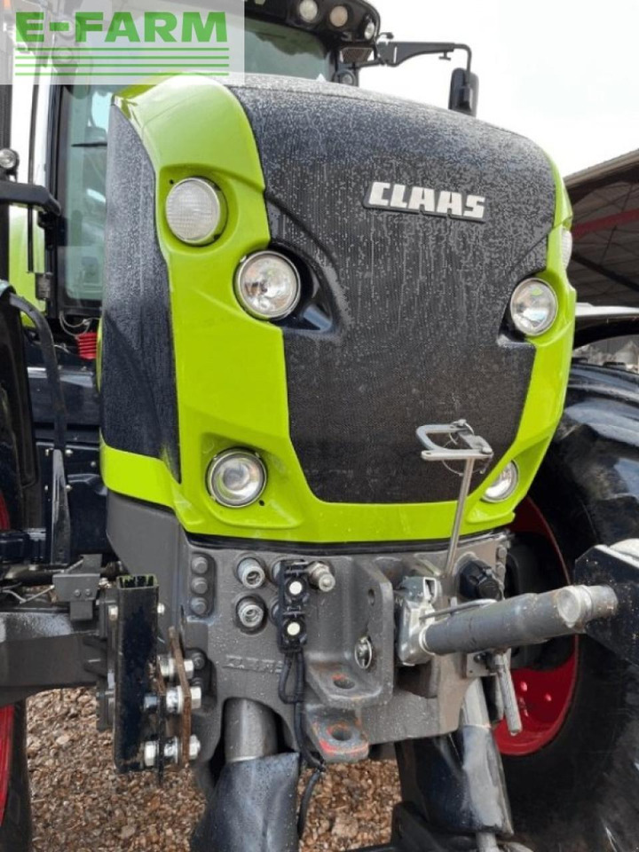 Tracteur agricole CLAAS axion 920