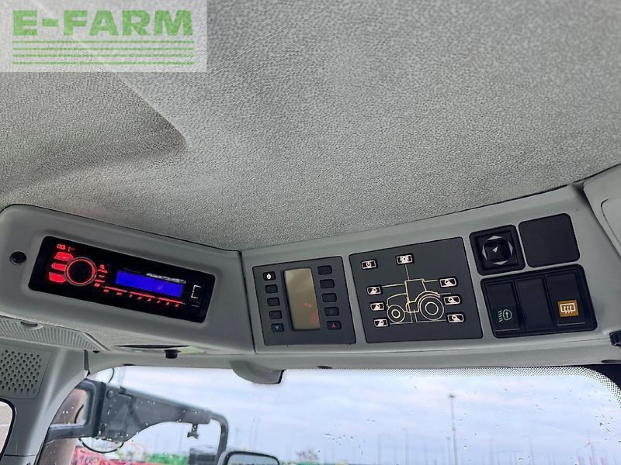 Tracteur agricole CLAAS axion 920