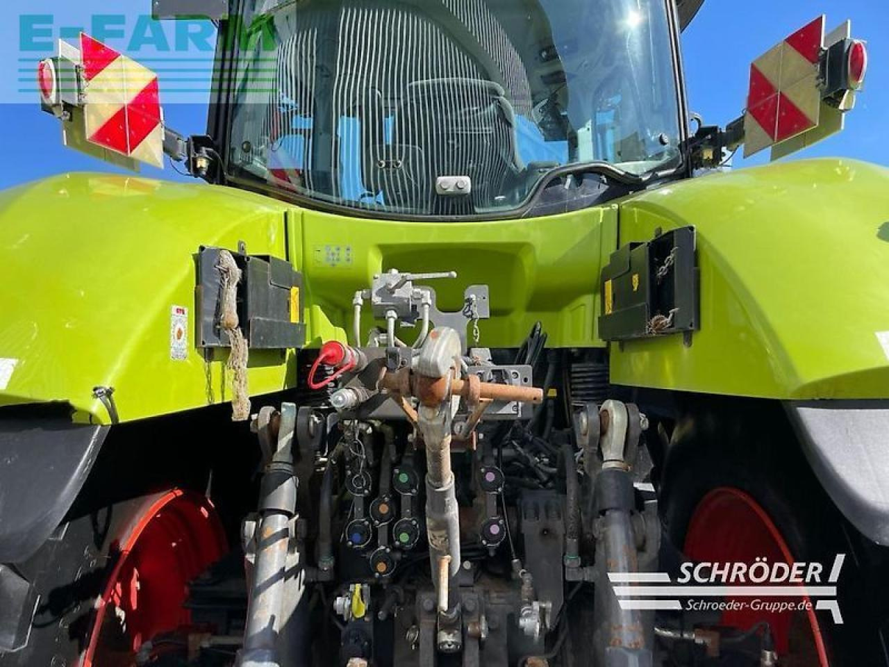 Tracteur agricole CLAAS axion 920 cmatic