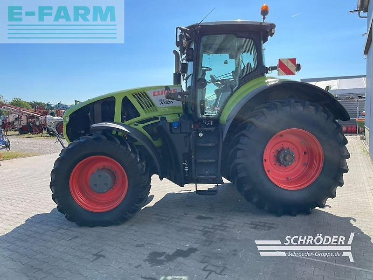 Tracteur agricole CLAAS axion 920 cmatic