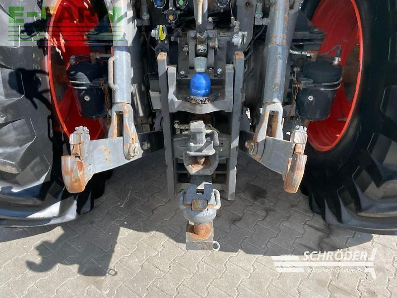 Tracteur agricole CLAAS axion 920 cmatic