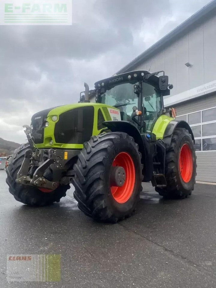 Tracteur agricole CLAAS axion 930