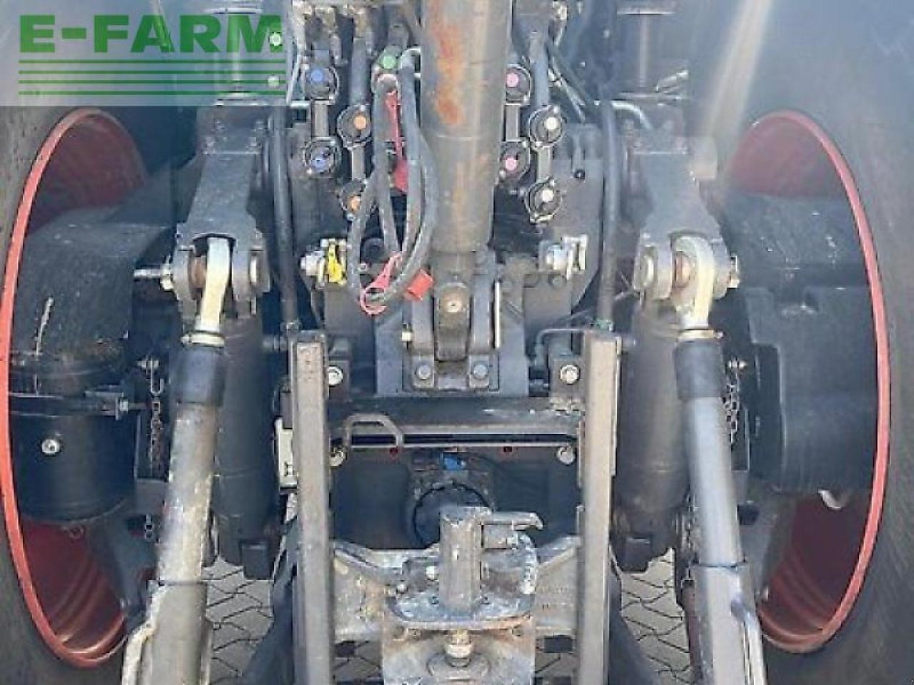 Tracteur agricole CLAAS axion 930