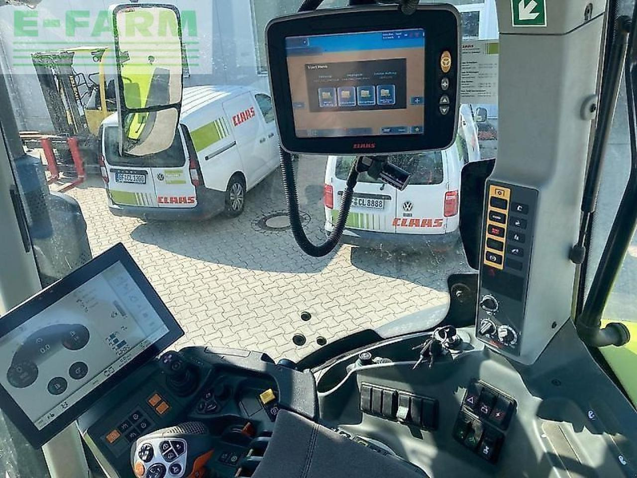 Tracteur agricole CLAAS axion 930