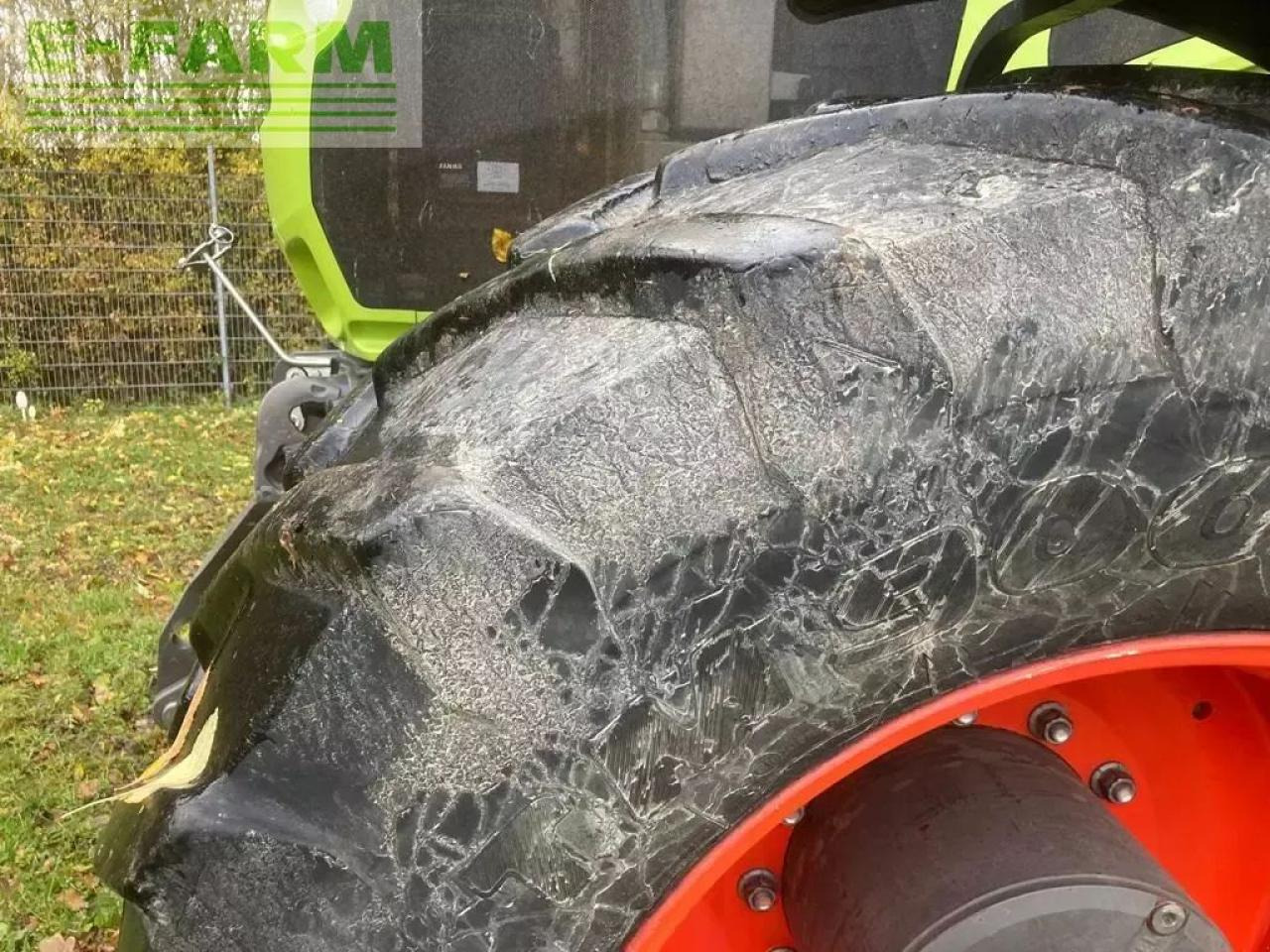 Tracteur agricole CLAAS axion 930