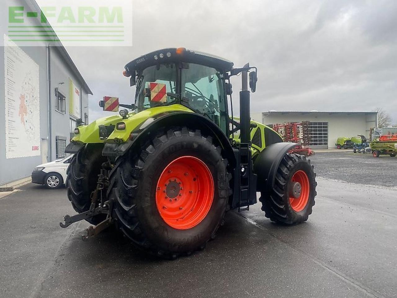 Tracteur agricole CLAAS axion 930