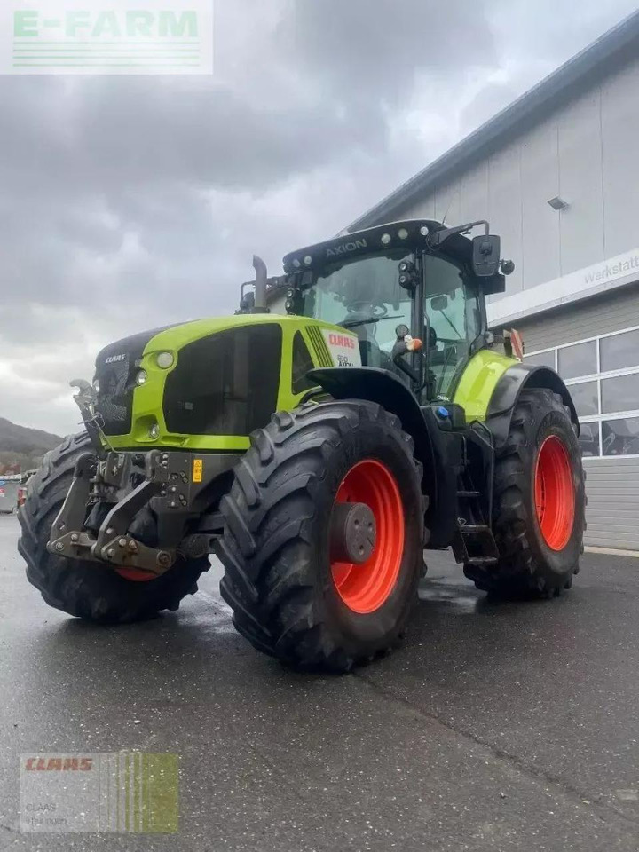 Tracteur agricole CLAAS axion 930