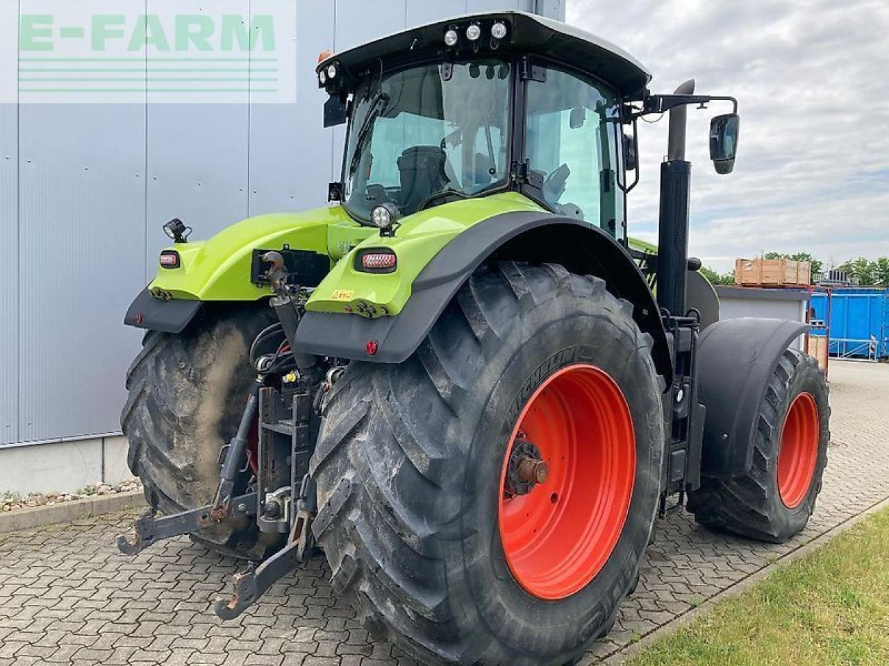 Tracteur agricole CLAAS axion 930