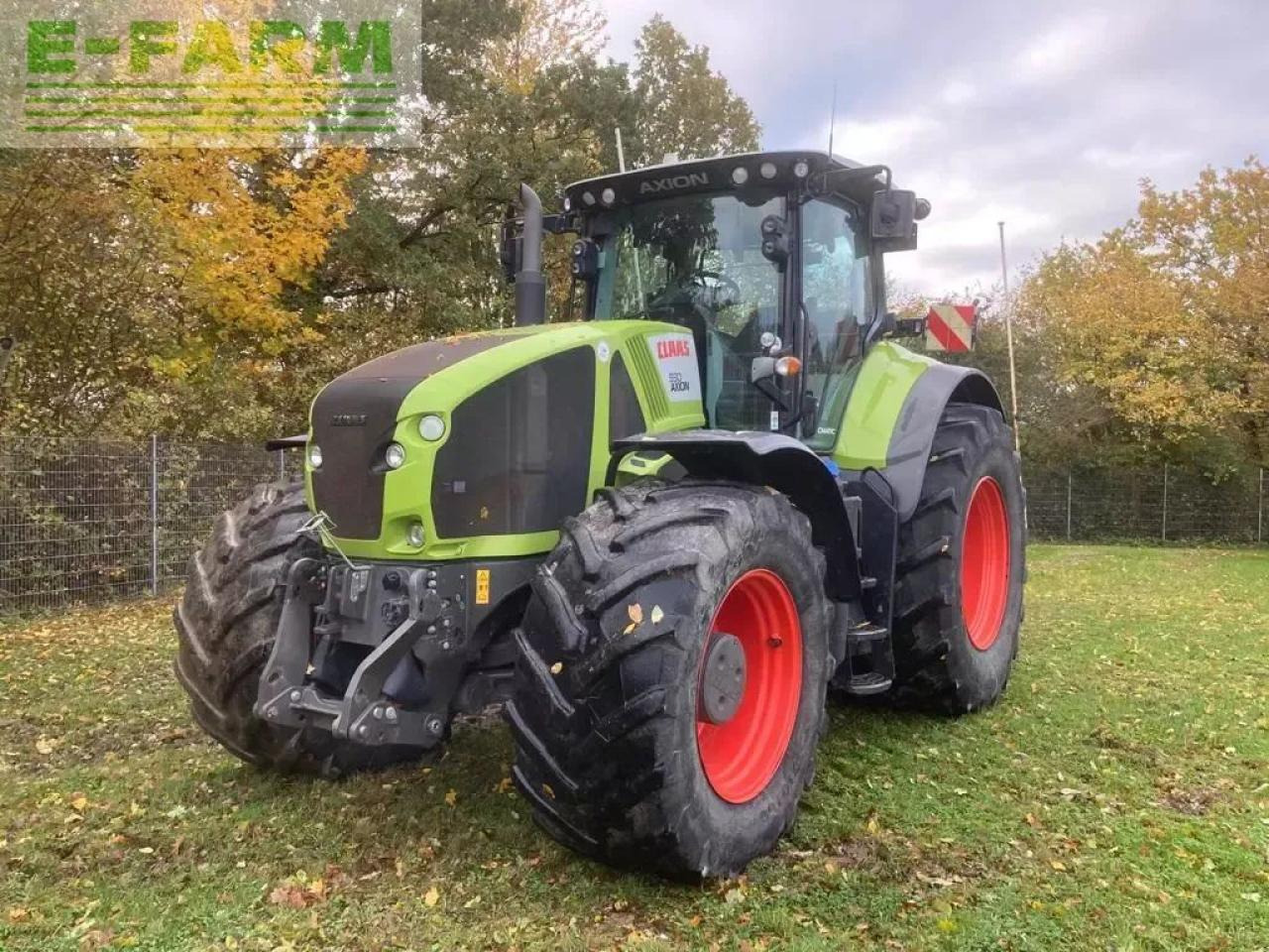 Tracteur agricole CLAAS axion 930
