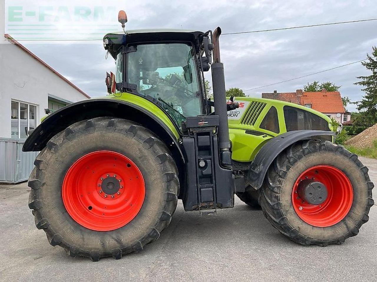 Tracteur agricole CLAAS axion 930 cmatic