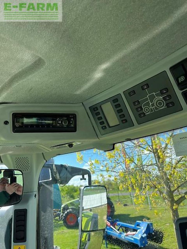 Tracteur agricole CLAAS axion 930 cmatic ceb