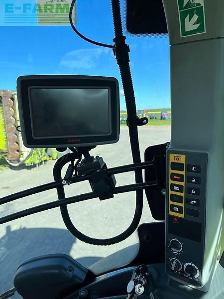 Tracteur agricole CLAAS axion 930 cmatic ceb