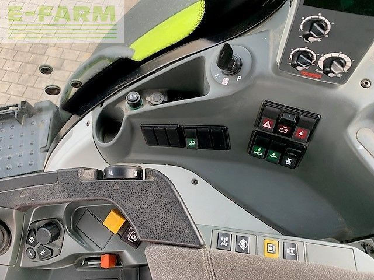 Tracteur agricole CLAAS axion 930 cmatic cebis CMATIC CEBIS