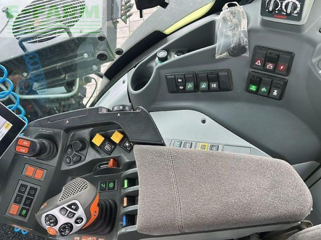 Tracteur agricole CLAAS axion 930 cmatic cebis CMATIC CEBIS