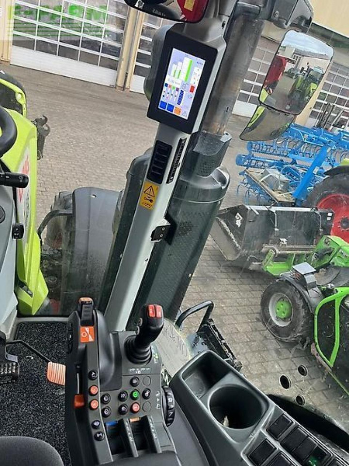 Tracteur agricole CLAAS axion 930 cmatic cis+ CMATIC CIS+