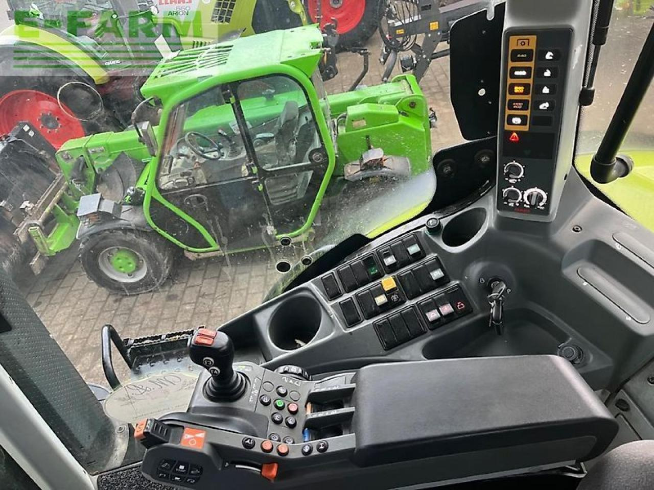 Tracteur agricole CLAAS axion 930 cmatic cis+ CMATIC CIS+