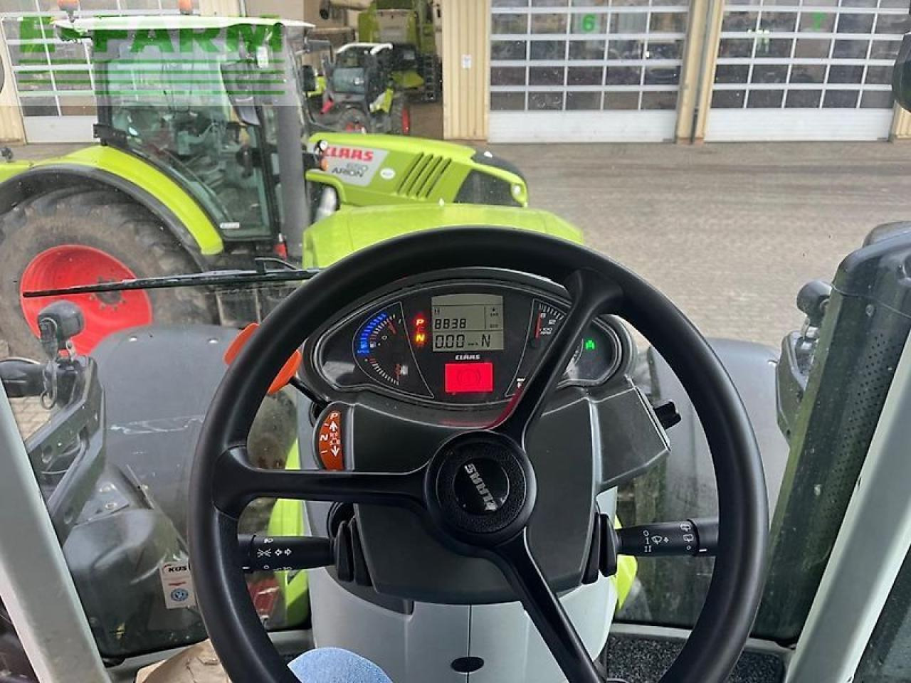 Tracteur agricole CLAAS axion 930 cmatic cis+ CMATIC CIS+