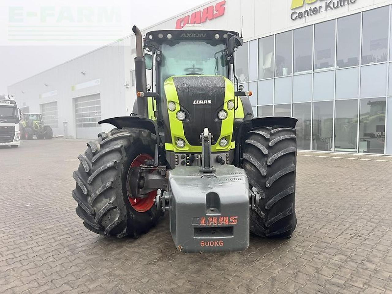 Tracteur agricole CLAAS axion 940