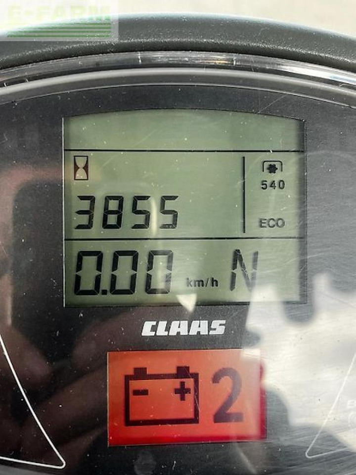 Tracteur agricole CLAAS axion 940