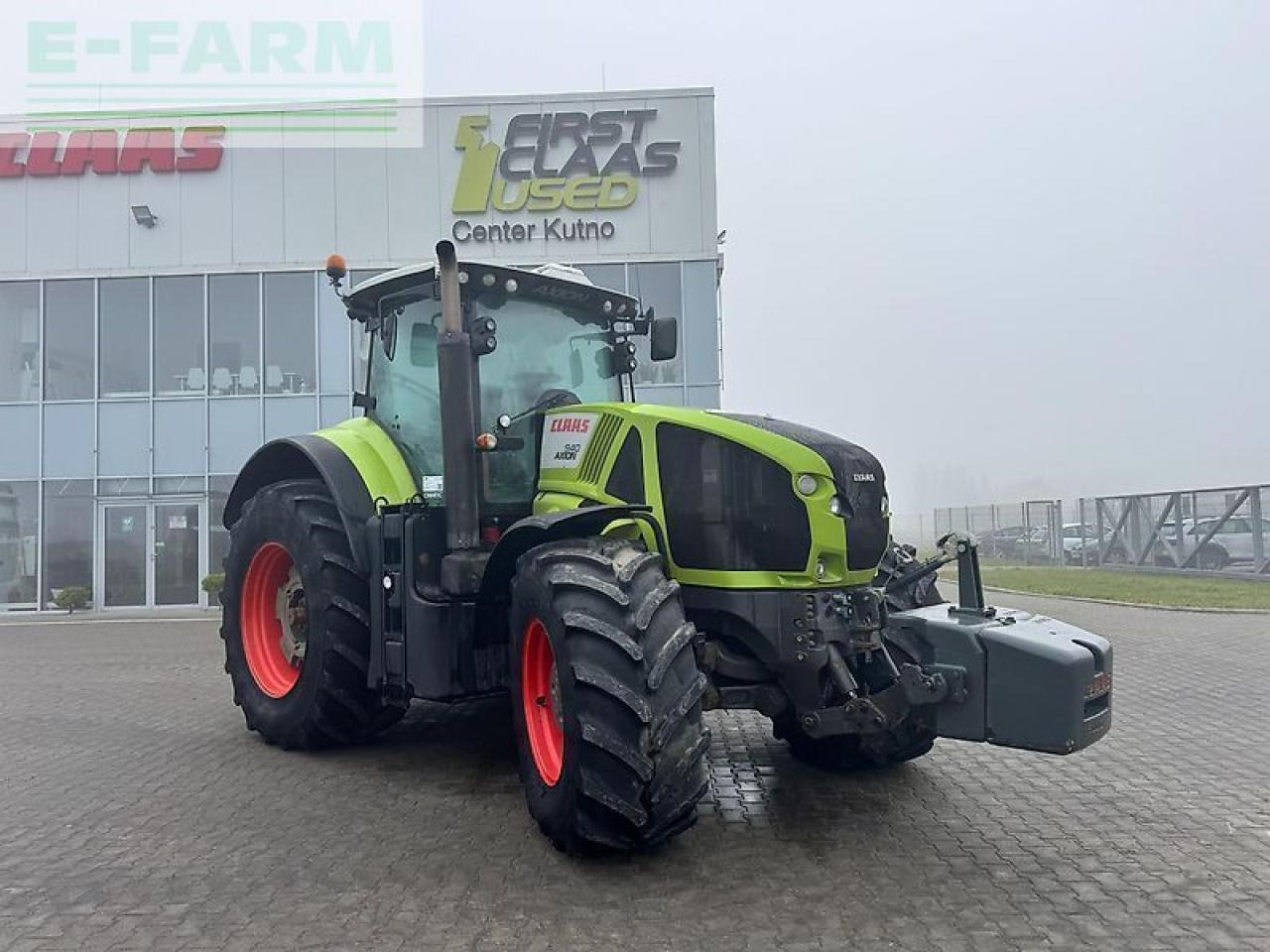 Tracteur agricole CLAAS axion 940