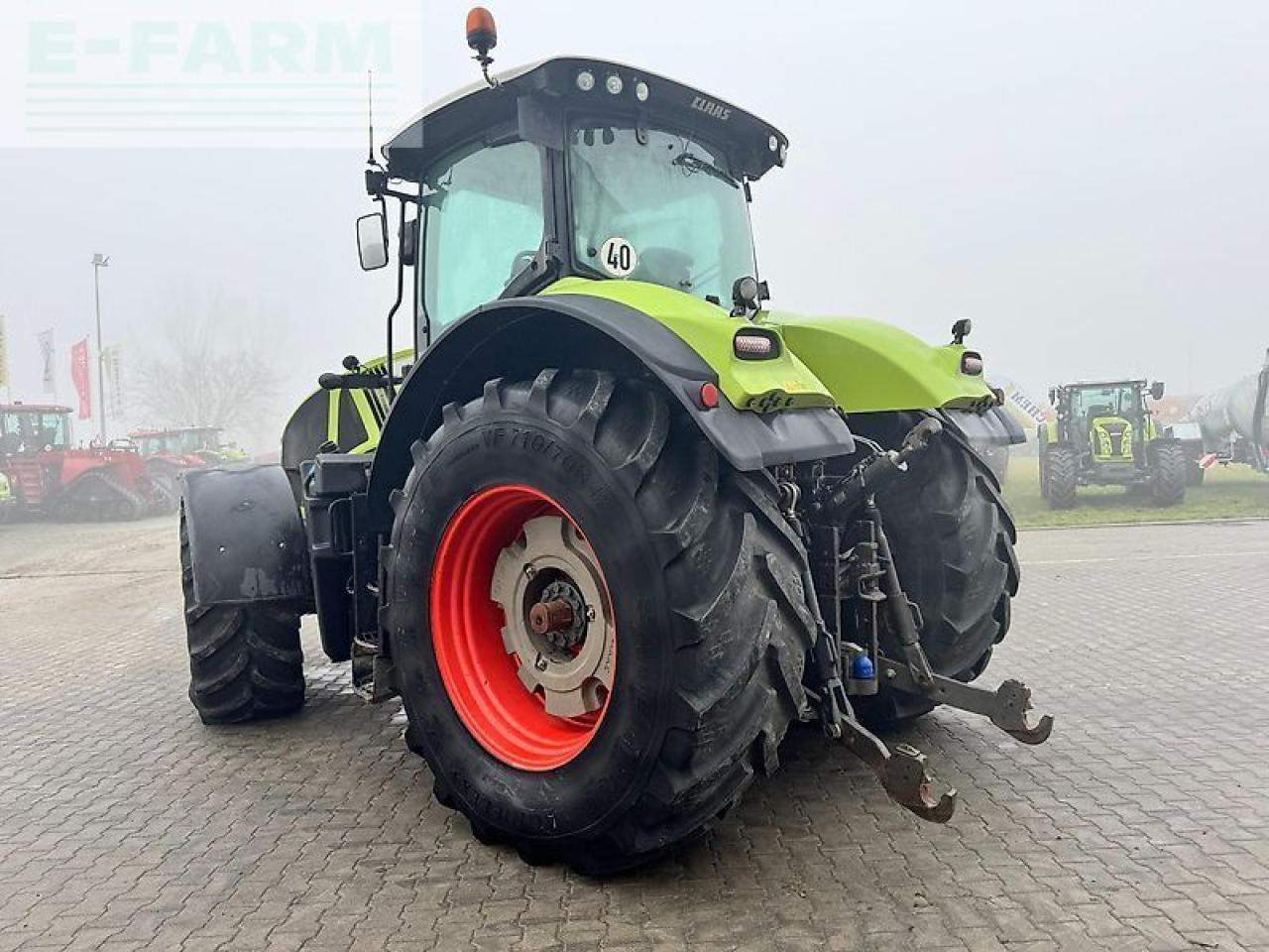 Tracteur agricole CLAAS axion 940
