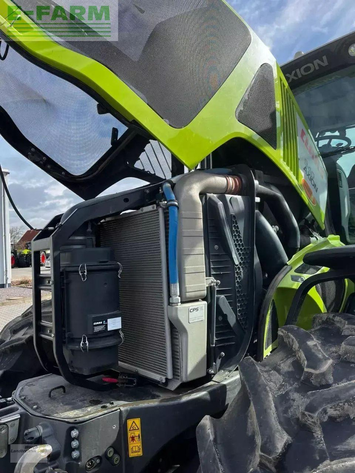 Tracteur agricole CLAAS axion 940