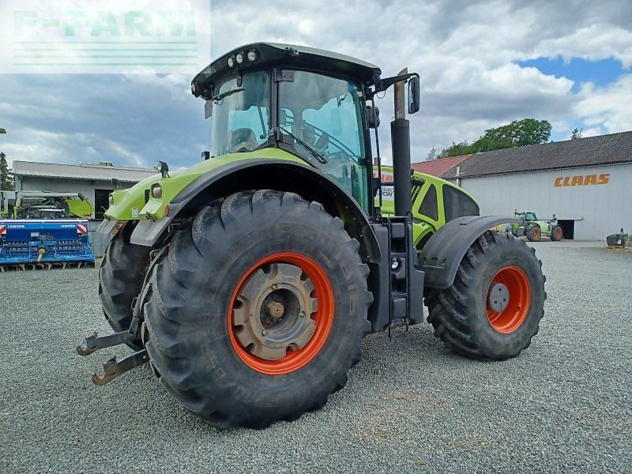 Tracteur agricole CLAAS axion 940 c-matic
