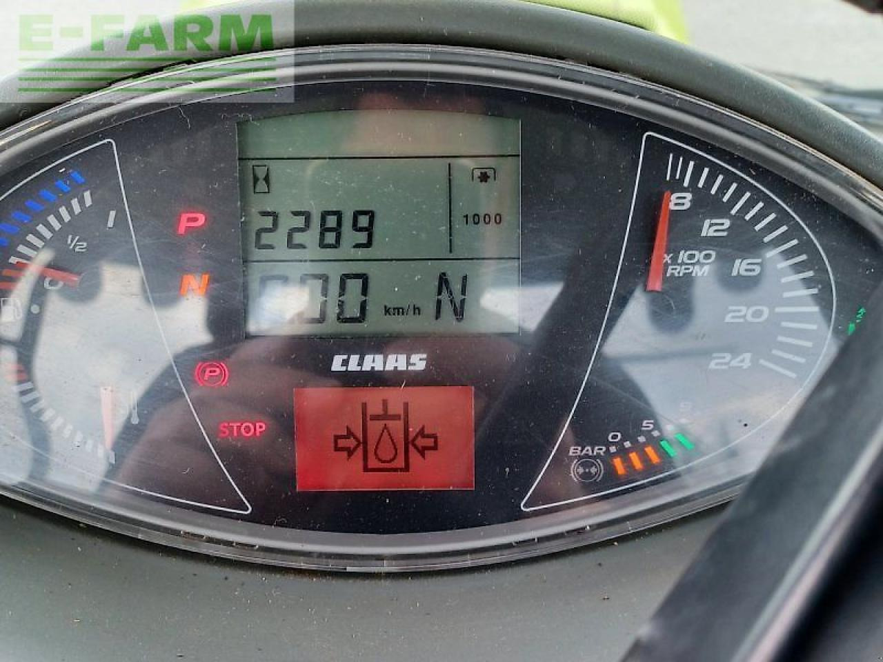 Tracteur agricole CLAAS axion 940 c-matic